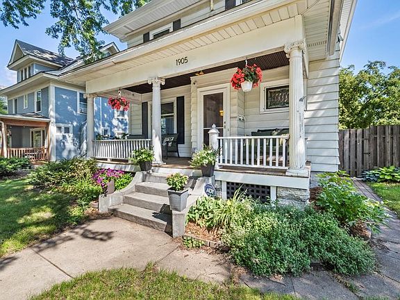 2nd image of 1905 Laurel Ave