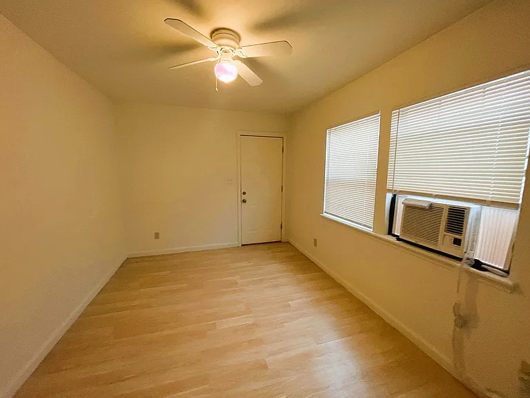 3815 Drew St — Photo 3