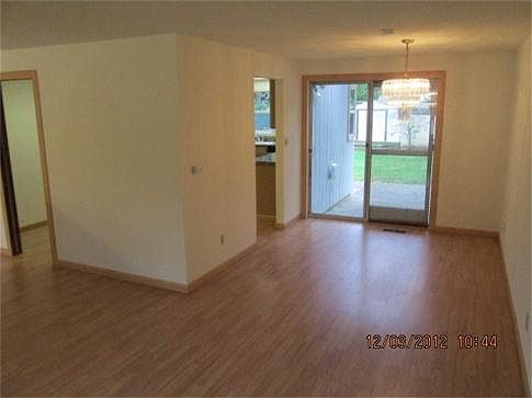 5th image of 134 162nd Ave SE