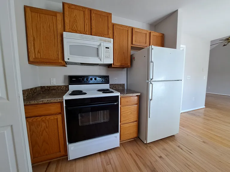 107 Strawberry Way — Photo 6