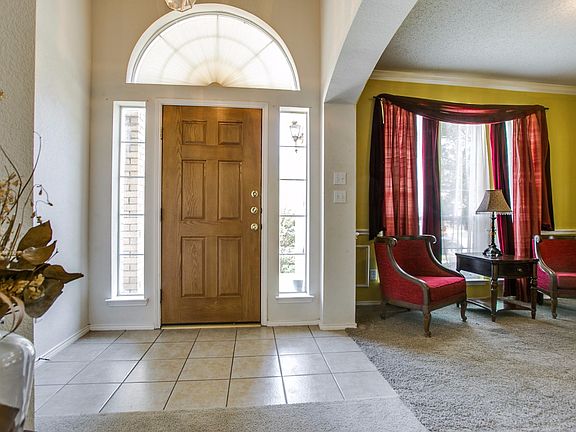 3rd image of 321 Fawn Meadow Dr