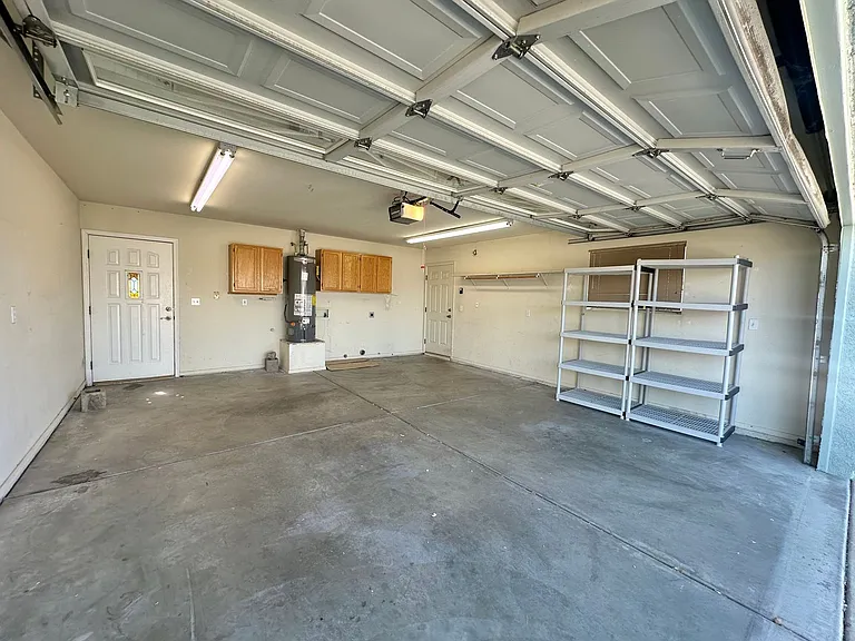 3905 Raymond Ave — Photo 55