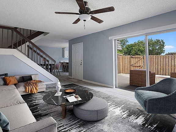 2nd image of 2717 SE 27th Way #D