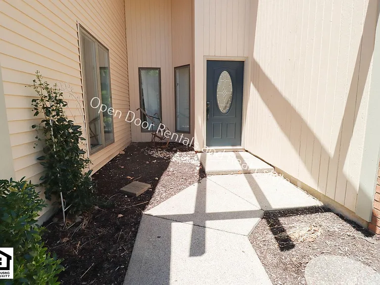 3216 Twisted Branch Pl — Photo 3