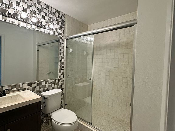 5th image of 12708 Polly Pl