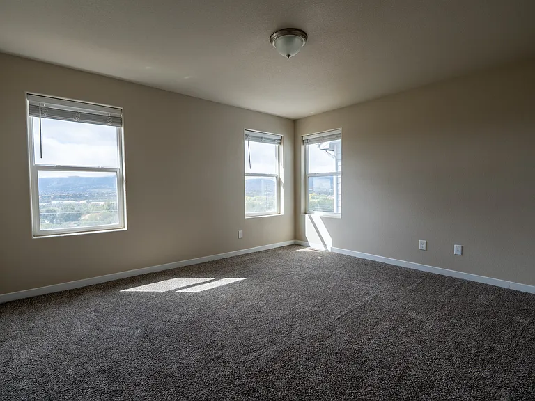 1606 Grand Overlook St — Photo 8