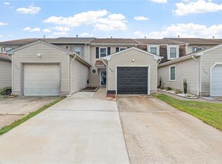 1367 Hafford Rd, Virginia Beach, VA 23464