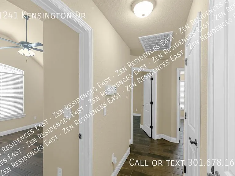1241 Kensington Dr — Photo 22