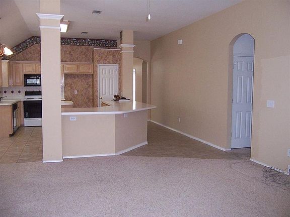 Family Room, Open Kitchen