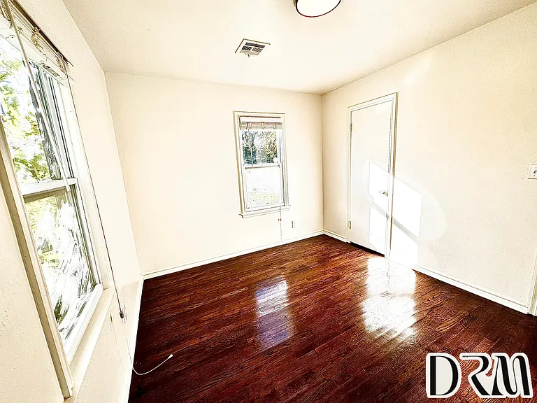 2710 NW 57th St — Photo 13