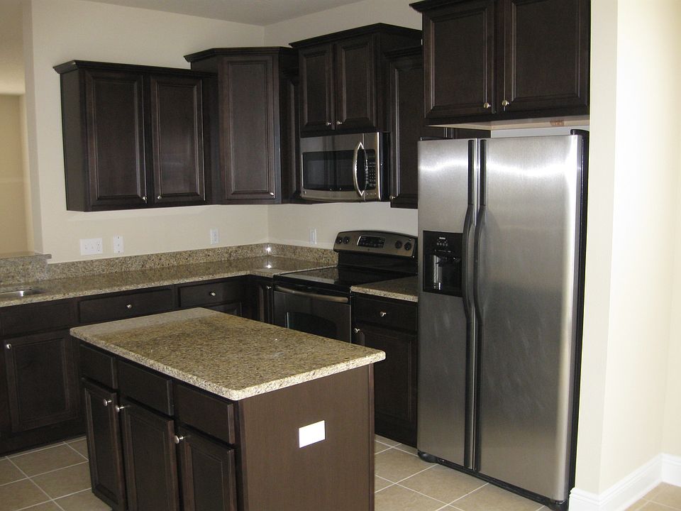 2nd image of 151 Water Oaks Loop