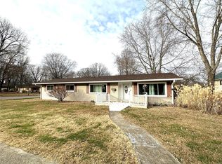 921 Ozark St, Houston, MO 65483