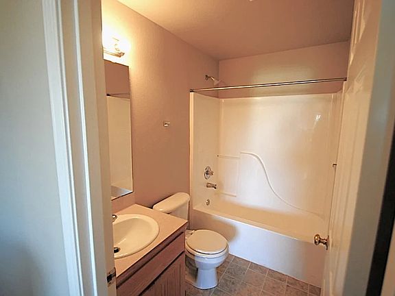 5th image of 16313 88th Ave E