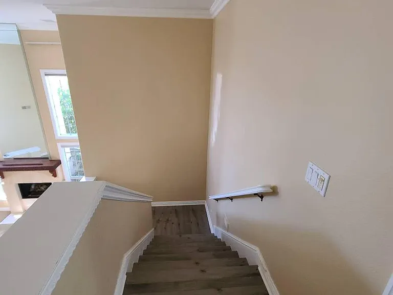 17 Halsey Ave — Photo 11
