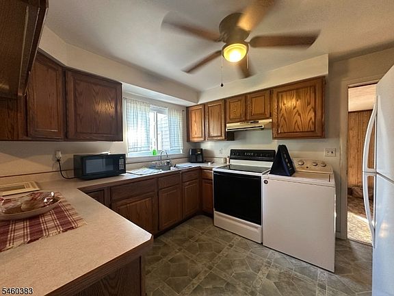 4th image of 101 Hurley Dr