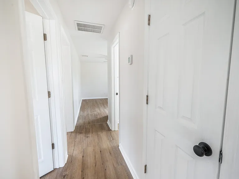 236 Newcomb Drive - 2 — Photo 13
