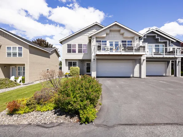 225 Parkway Dr, Manson, WA 98831