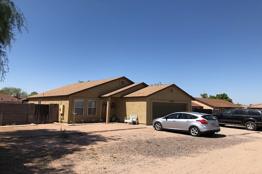 2nd image of 10939 E Crescent Ave