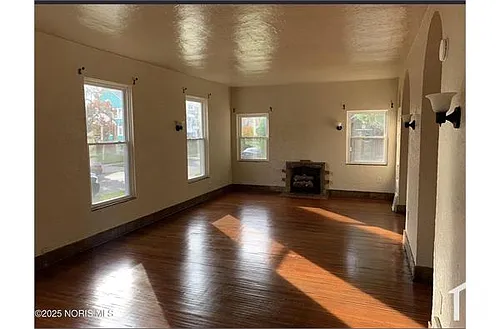 1425 Potomac Dr #2 Photo 1