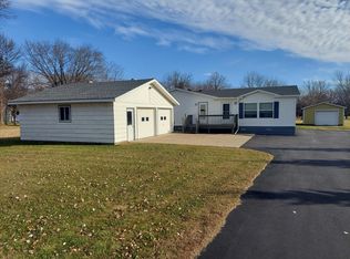 38184 Twin Oaks Dr, Avon, MN 56310