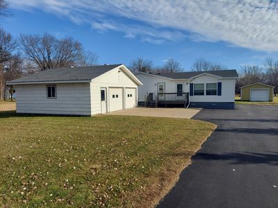 38184 Twin Oaks Dr, Avon, MN, 56310