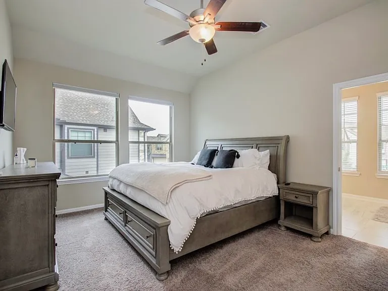 Spacious Master bedroom