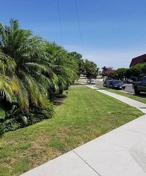 5685 Burnham Ave — Photo 1