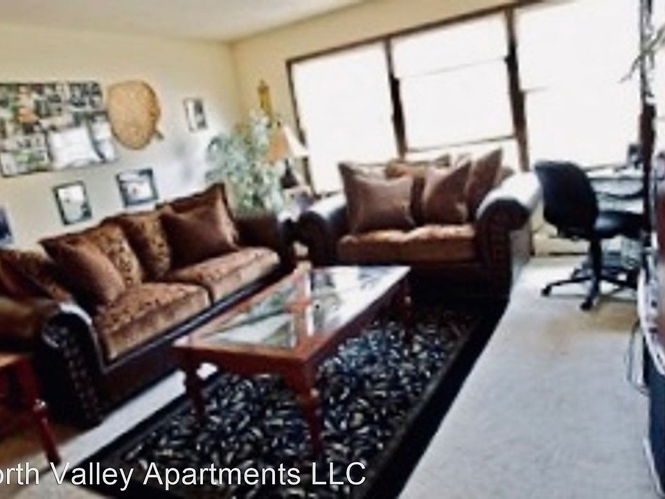 2nd image of 3830 6th Ave APT 8C
