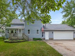 123 Maple St S, Lester Prairie, MN 55354
