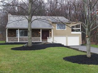 5312 Camp Rd, Ravenna, OH 44266