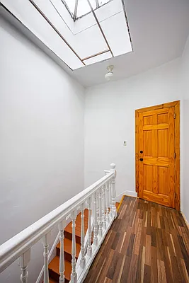 Rented by Next Wave Realty | media 10