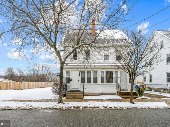221 Broad St, Swedesboro, NJ 08085