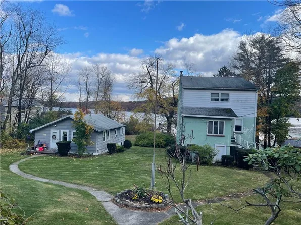 116-118 W Mombasha Road, Monroe, NY 10950