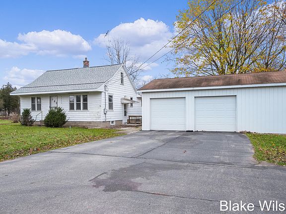 2nd image of 5894 Ethelwin Ave NE