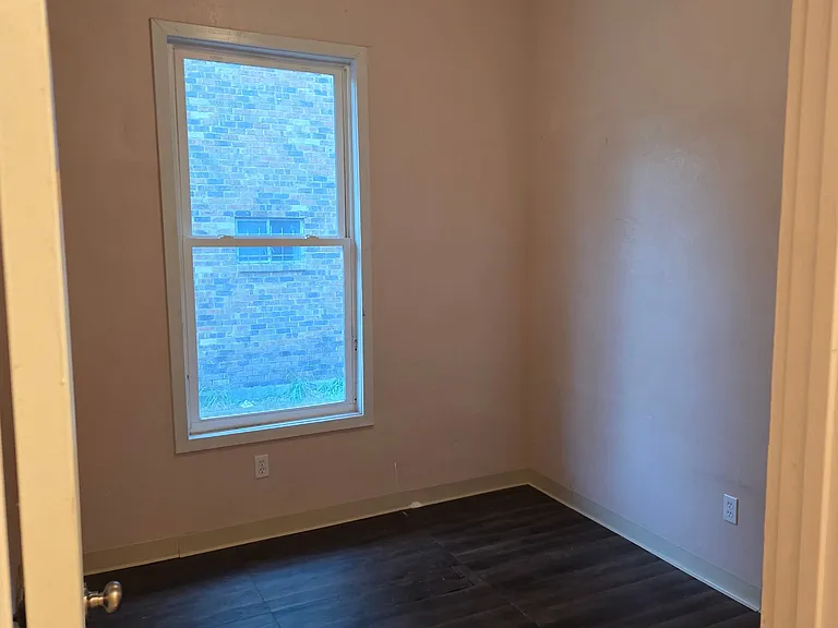 534 E McLemore Ave #102 — Photo 6
