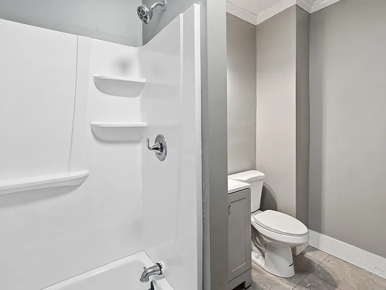 131 Providence St — Photo 22