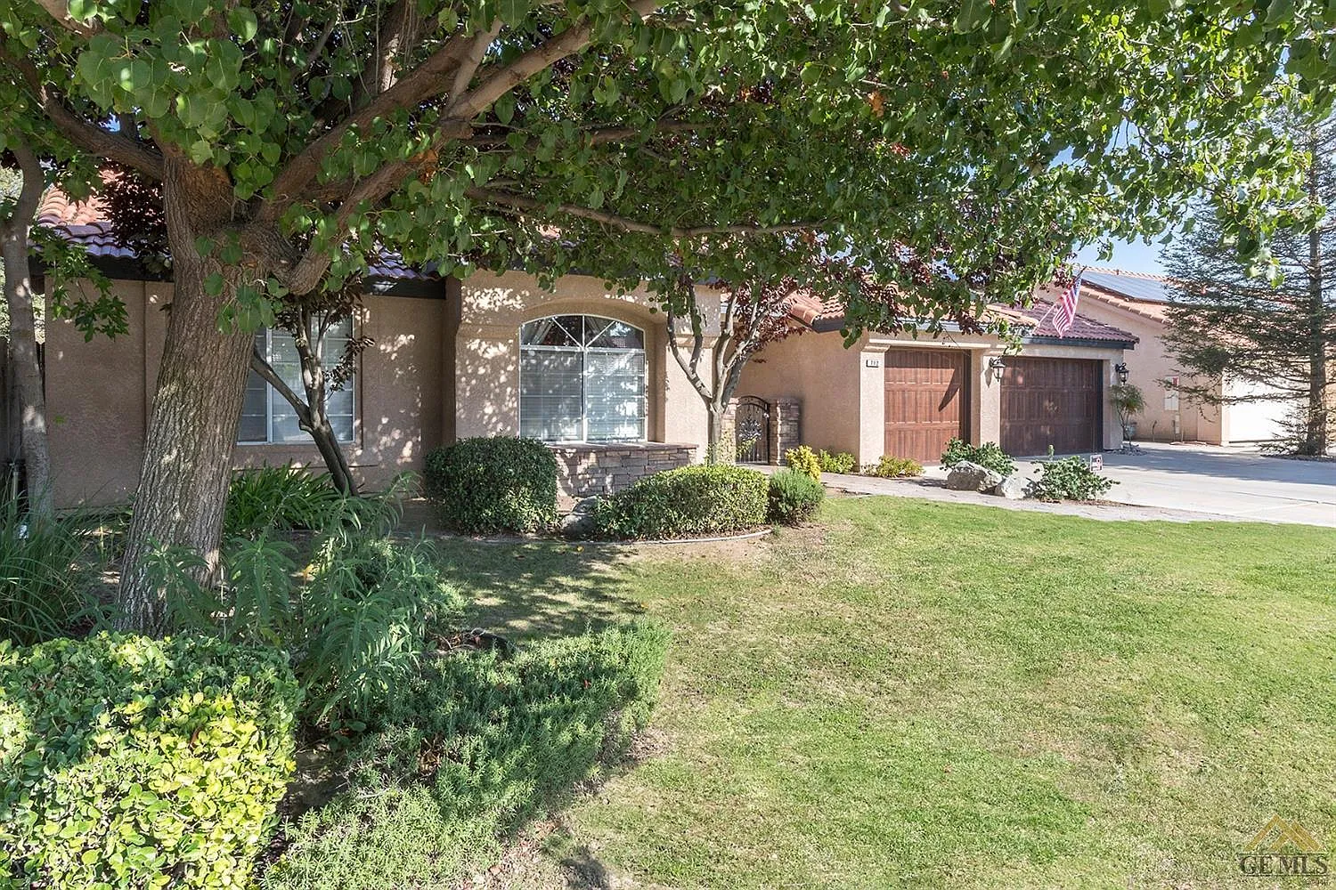 712 Los Mochis Dr photo 1