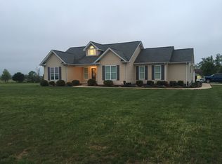 562 Ridgefield Dr, Liberty, KY 42539
