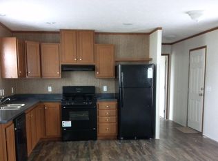 43568 Peregrine Dr, Clinton Township, MI