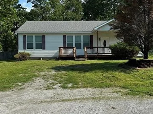105 Hemingway Ave, Grove, OK 74344
