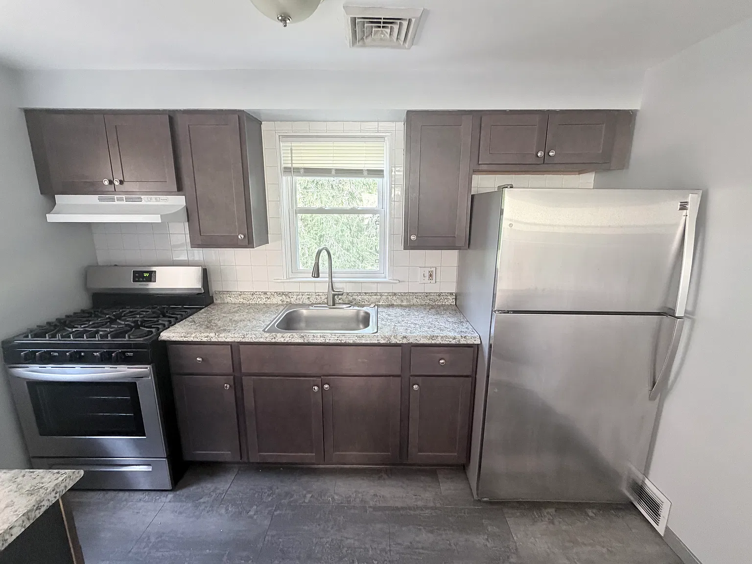 2 bed, $1,750 — Photo 2