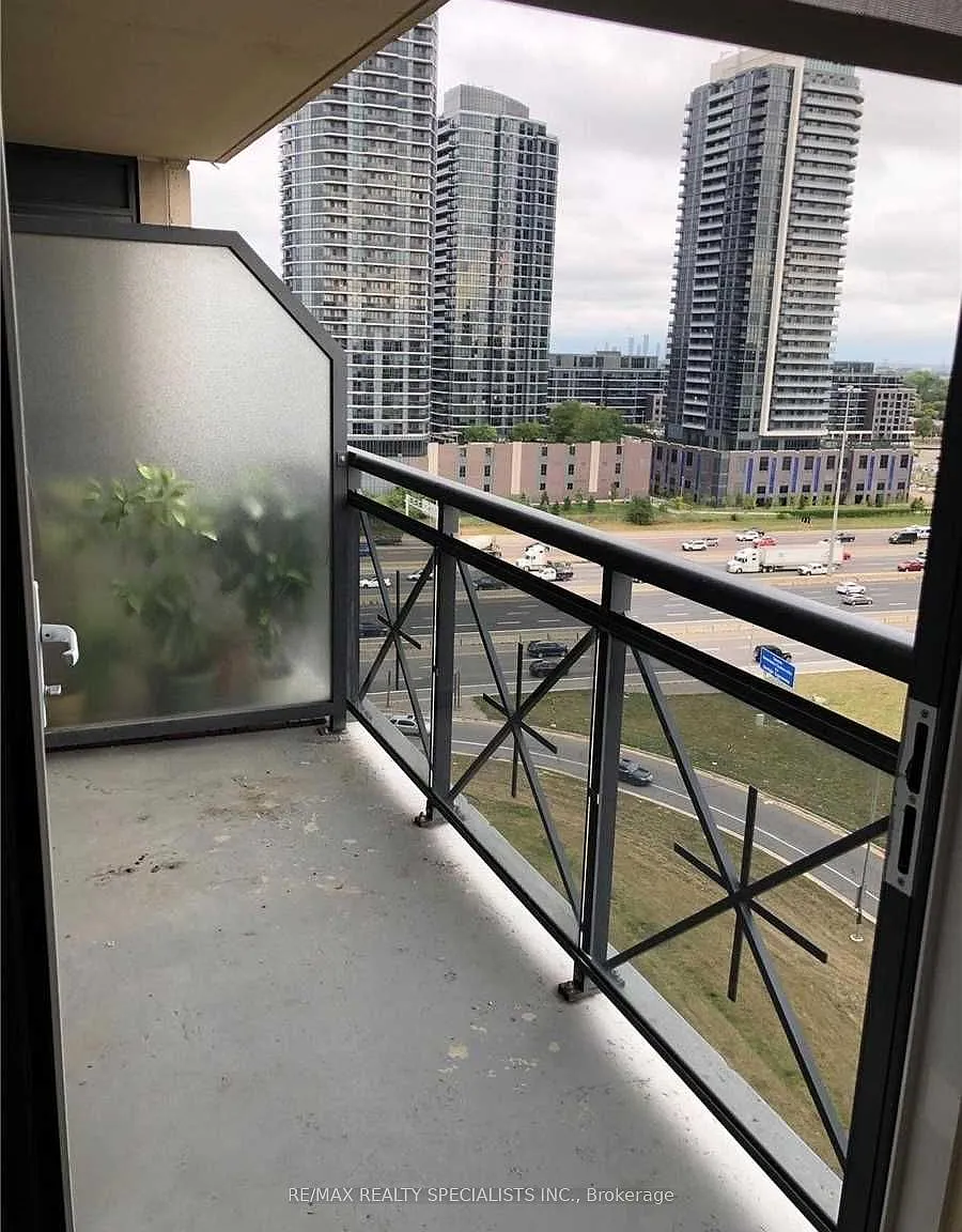 2 bed, $2,650 — Photo 4