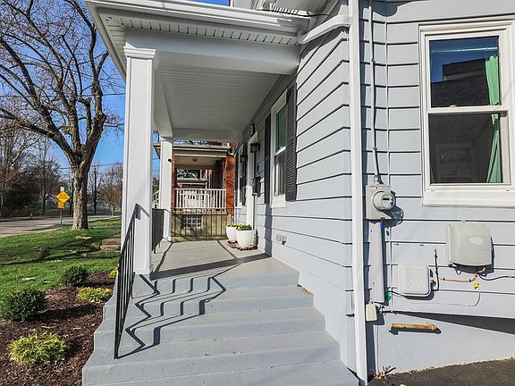 3rd image of 4021 Paxton Ave