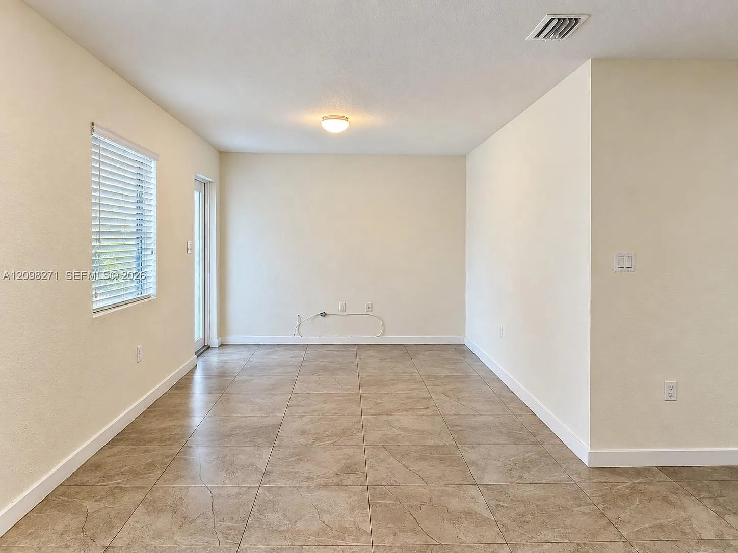 Tamiami City — Photo 2
