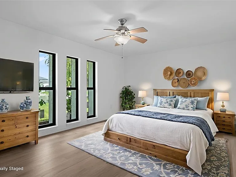9910 Island Harbor Dr #A — Photo 35