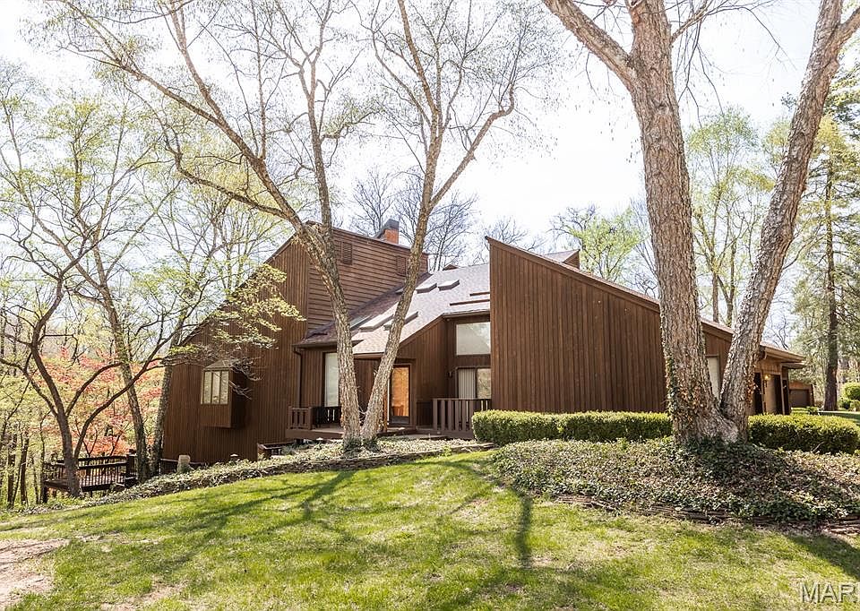 1st image of 13 Tanewood Ct