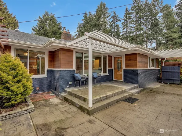 9917 232nd Street SW, Edmonds, WA 98020