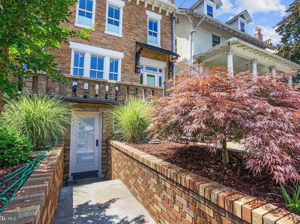 3816 8th St NW #B, Washington, DC 20011