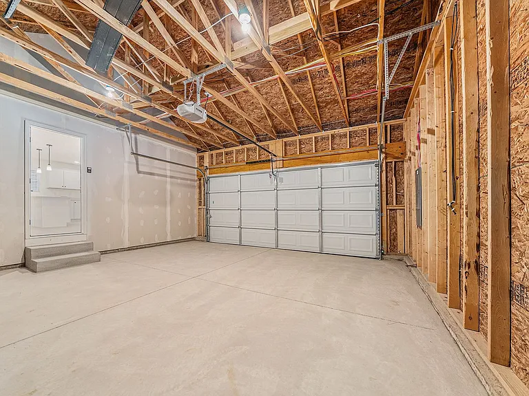 112 Iris Ct — Photo 17