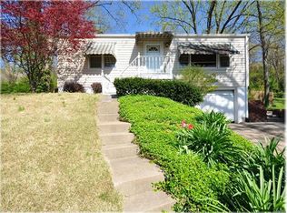 414 Hillside Dr, Collinsville, IL 62234